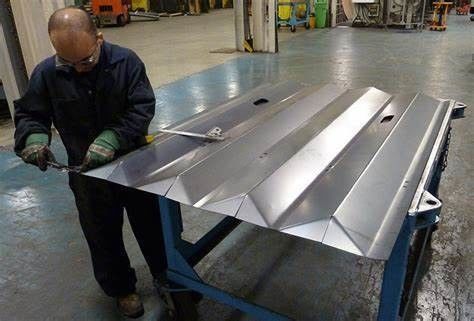 High Precision Customized CNC Sheet Metal Stamping Fabrication Parts Tolerance 0.05mm