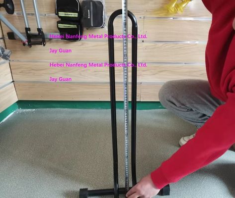 Space-Saving Bike Floor Stand Black Bike Rack for Garage Certificate ISO9001 2015