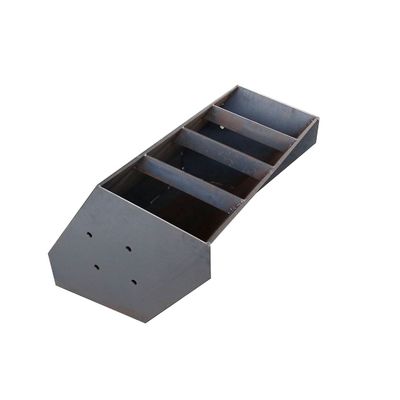 Customized Stainless Steel Material and Chain Conveyor Structure Bucket Elevator Hopper